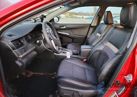 2012 Toyota Camry Base z USA, uszkodzony, nr VIN 4T1BF1FKXCU602709